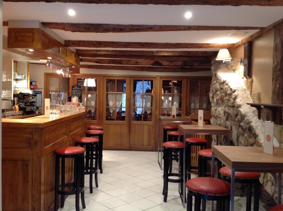 L'Auberge De Montpezat Esterno foto