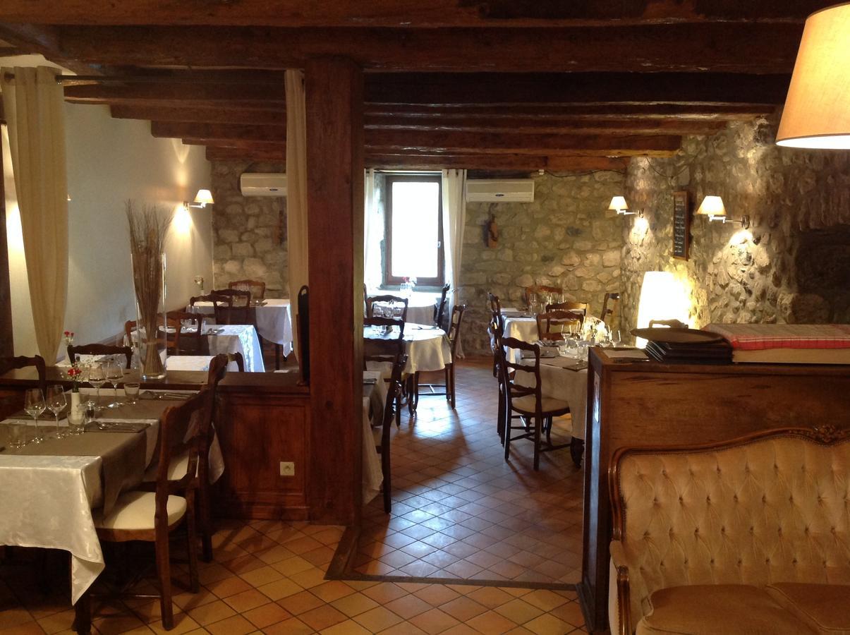 L'Auberge De Montpezat Esterno foto