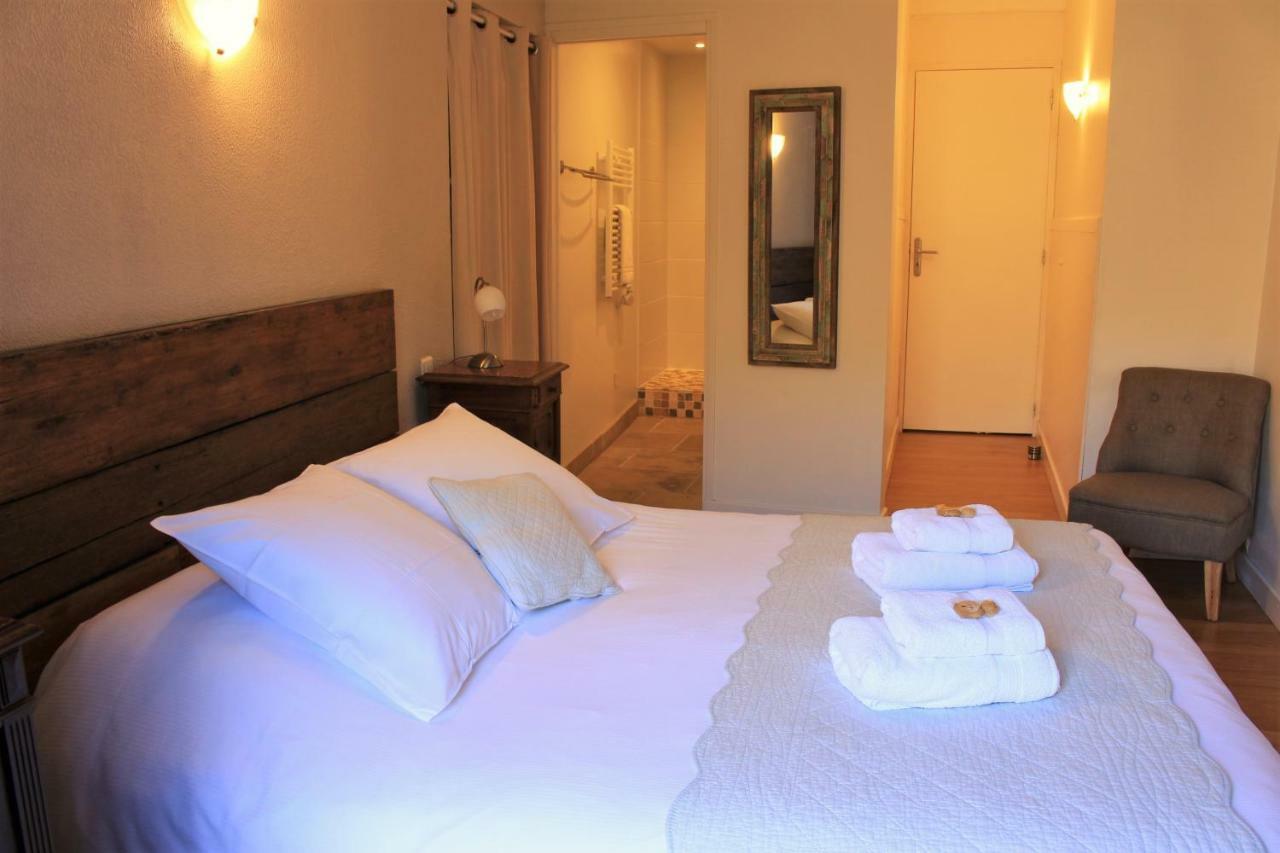 L'Auberge De Montpezat Esterno foto